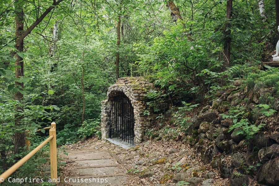 st malo grotto and shrine