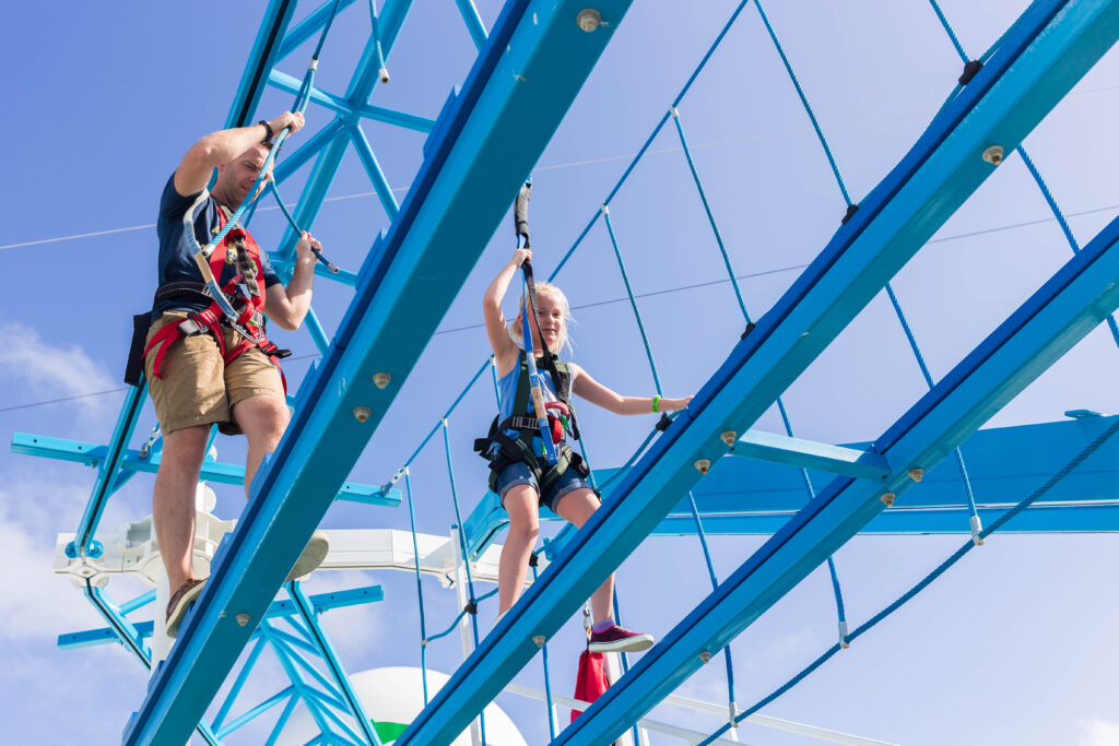 dad and daughter on carnival horizon skycourse